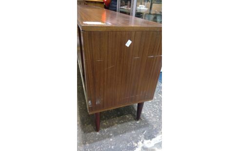 ANRICHTE. IM VINTAGE-STIL 2 TÜREN 4 SCHUBLADEN