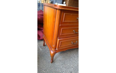 CÓMODA TEÑIDO CEREZO SILVESTRE 3 CAJONES