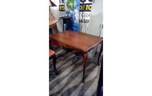 TABLE BASSE ANGLAISE