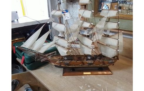 BATEAU BOIS COLLECTION