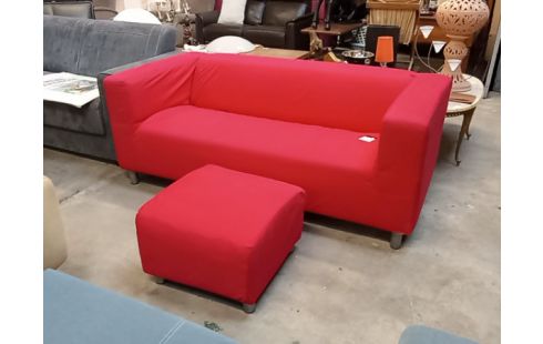 CANAPE TISSU ROUGE+POUF