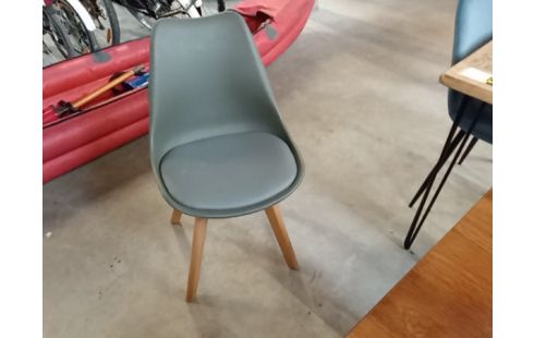 CHAISE COQUE GRIS PIED BOIS LOT 4