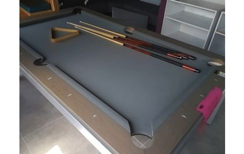 BILLARD AVEC ACCESSOIRES