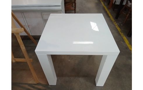 TABLE CARRE BLANC LAQUE IKEA