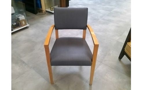 CHAISE D'ACCUEIL ASSISE GRISE EMPIETEMENT BOIS