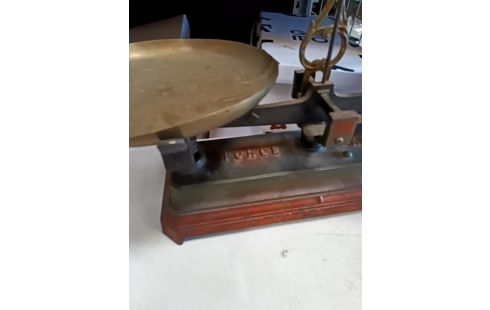 BALANCE ROBERVAL PLATEAUX OK RSV