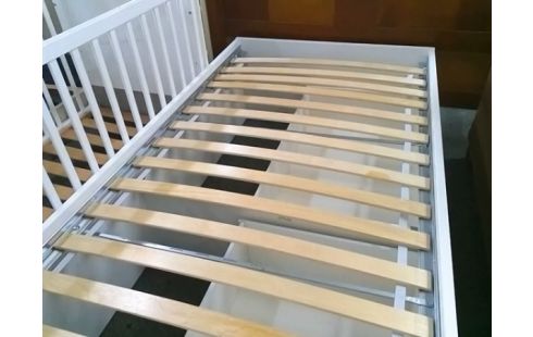 LIT IKEA 90X200 BLANC AVEC 2T ET LATTES