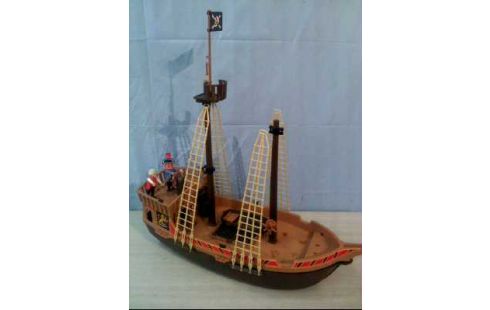 PIRATENSCHIFF PLAYMOBIL MIT ZUBEHÖR