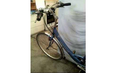 FAHRRAD HELLBLAU <HERCULES UNO>