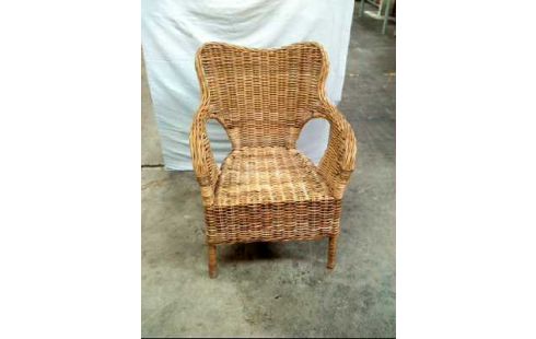 KORBSESSEL RATTAN MIT ARMLEHNE