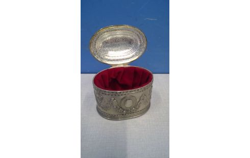 JUWELENKISTJE VERZILVERD