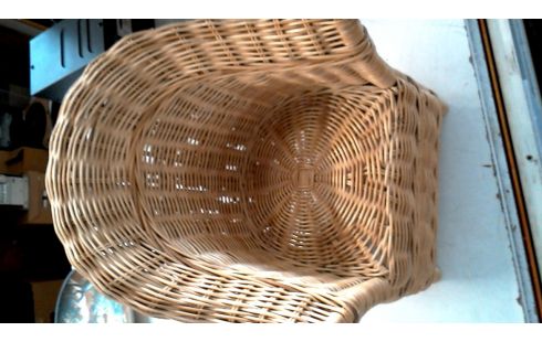 BUTACA., , MUÑECA COLECCIONISTA DECORATIVO