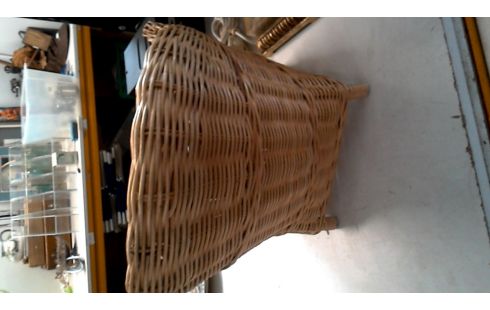 BUTACA., , MUÑECA COLECCIONISTA DECORATIVO