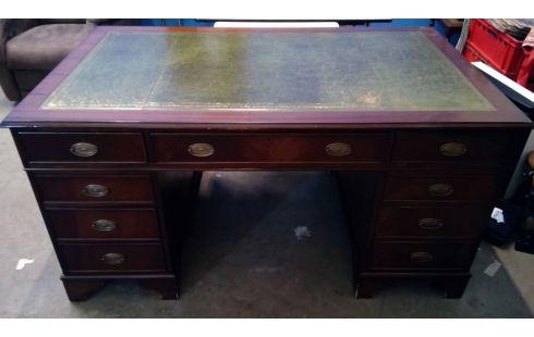 BUREAU HOUT, MET GROEN LEDER BLAD