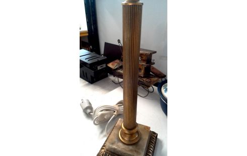 PIE DE LÁMPARA COBRE MÁRMOL