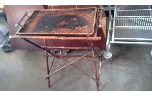 DIENBLAD OP HOUDER ORIENTAL/ANTIEK