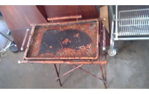 DIENBLAD OP HOUDER ORIENTAL/ANTIEK