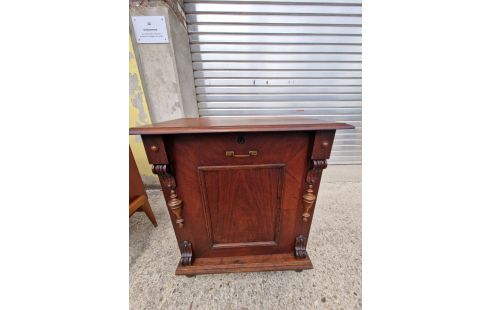 CONFITURIER A RESTAURER