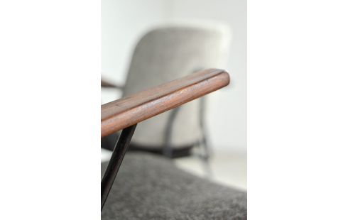 PAIRE DE FAUTEUILS GIJS VAN DER SLUIS RESTAURÉS