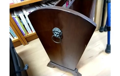 PORTE REVUES Style Anglais