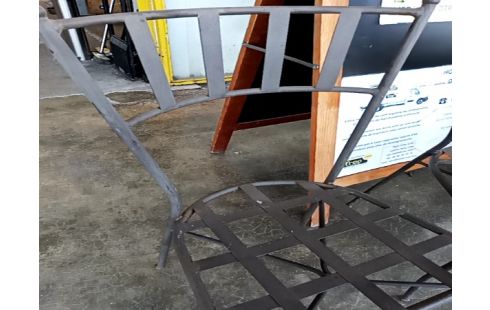 PAIRE DE CHAISES FER