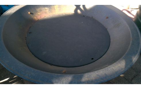 BRASERO REDONDO HIERRO