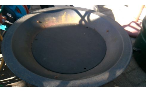 BRASERO REDONDO HIERRO