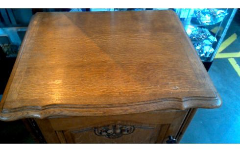 NACHTKASTJE MASSIEF EIK PER STUK 1 DEUR