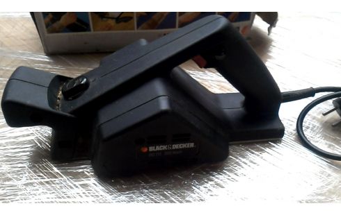 CEPILLO ELÉCTRICO BLACK ET DECKER