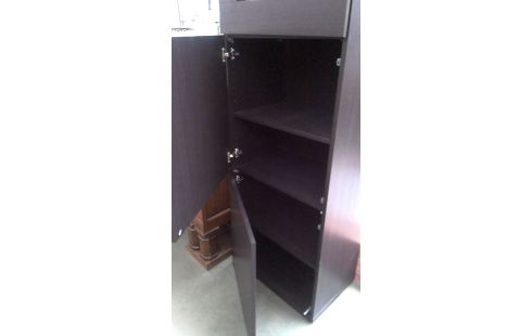 KAST KOLOM IKEA BESTA