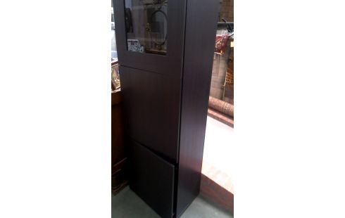 KAST KOLOM IKEA BESTA