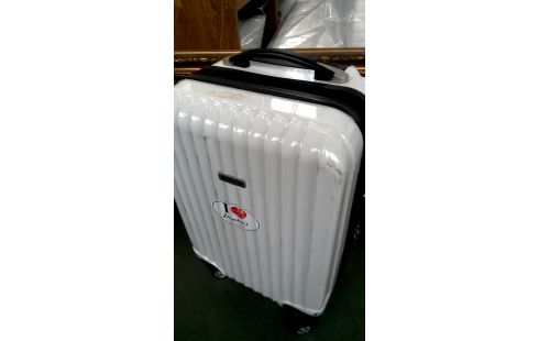 REISKOFFER WIT MELVIN MOBIEL