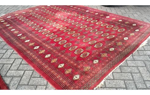 ALFOMBRA ROJO ANUDADO A MANO