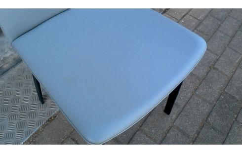 4 STÜHLE, , KÜCHE SCHWARZ METALL GRAU KUNSTLEDER