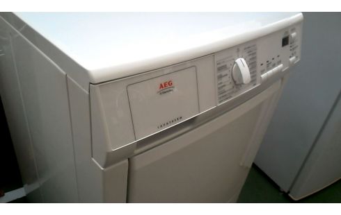 KONDENSTROCKNER FRONTLADER AEG