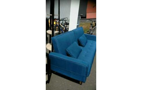 SOFÁ AZUL CONVERTIBLE