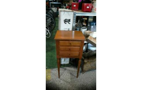 NACHTTISCH 3 SCHUBLADEN