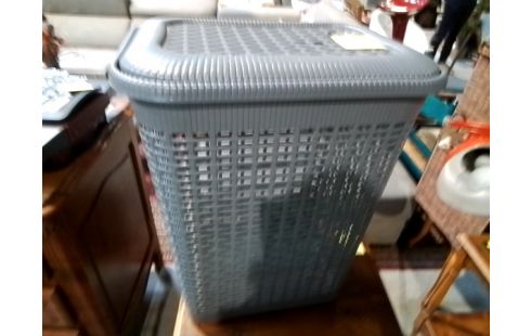 PANIERE A LINGE PLASTIQUE GRIS