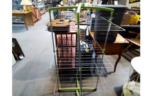 ETENDOIR A LINGE