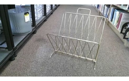 ZEITSCHRIFTENSTÄNDER