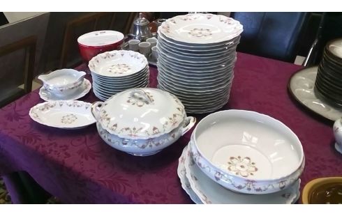 SERVICE DE TABLE LIMOGES