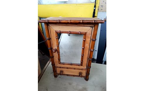 ARMOIRE DE POUPÉE BAMBOU