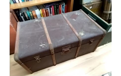 VALISE MALLE ANCIENNE MARRON