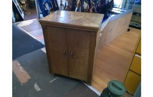 MEUBLE DE RANGEMENT RUSTIQUE