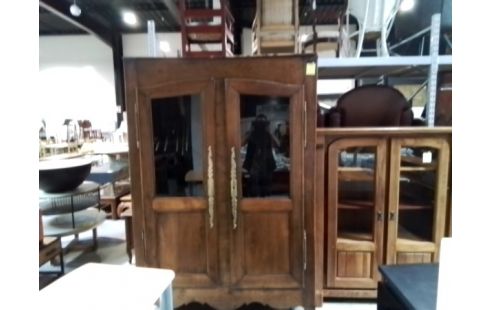 ARMOIRE GABARET 2P AVEC VITRINE