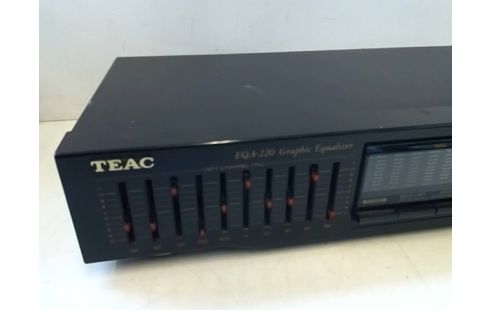 EGALISEUR TEAC EQA 220