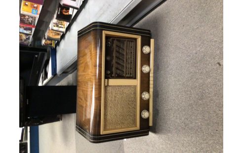 DECORATION RADIO ANCIENNE