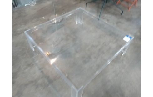 TABLE BASSE PLEXIGLAS SIGNE