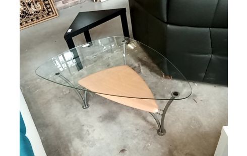TABLE BASSE verre et stratifie ovalisante