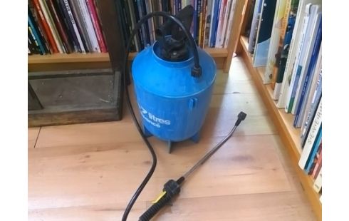 PULVERISATEUR BLEU 7L